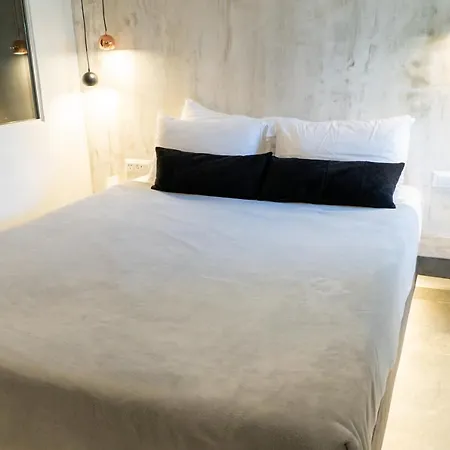 דירה George & Joanna Santorini *