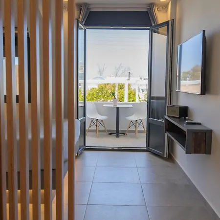 George & Joanna Santorini דירה *