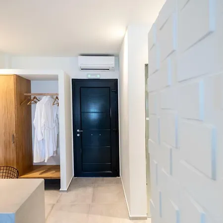 George & Joanna Santorini