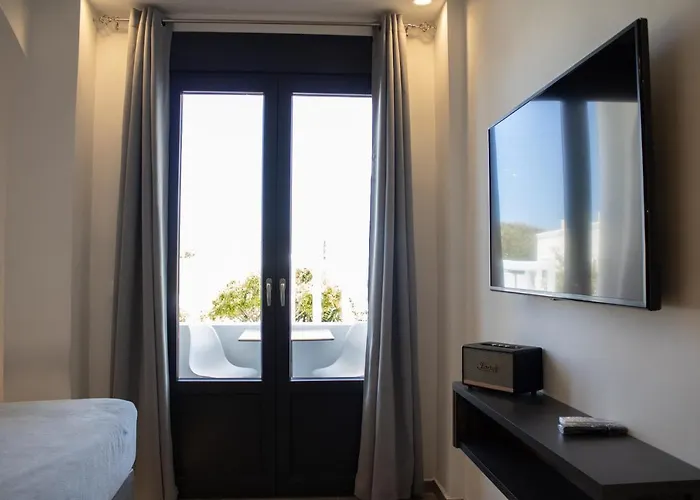 George & Joanna Santorini アパート *